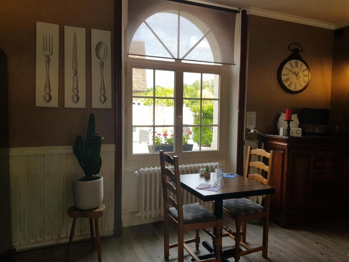 Hotel Restaurant Le Moulin De La Renne Adults Only Proche Zoo De Beauval Thesee ภายนอก รูปภาพ